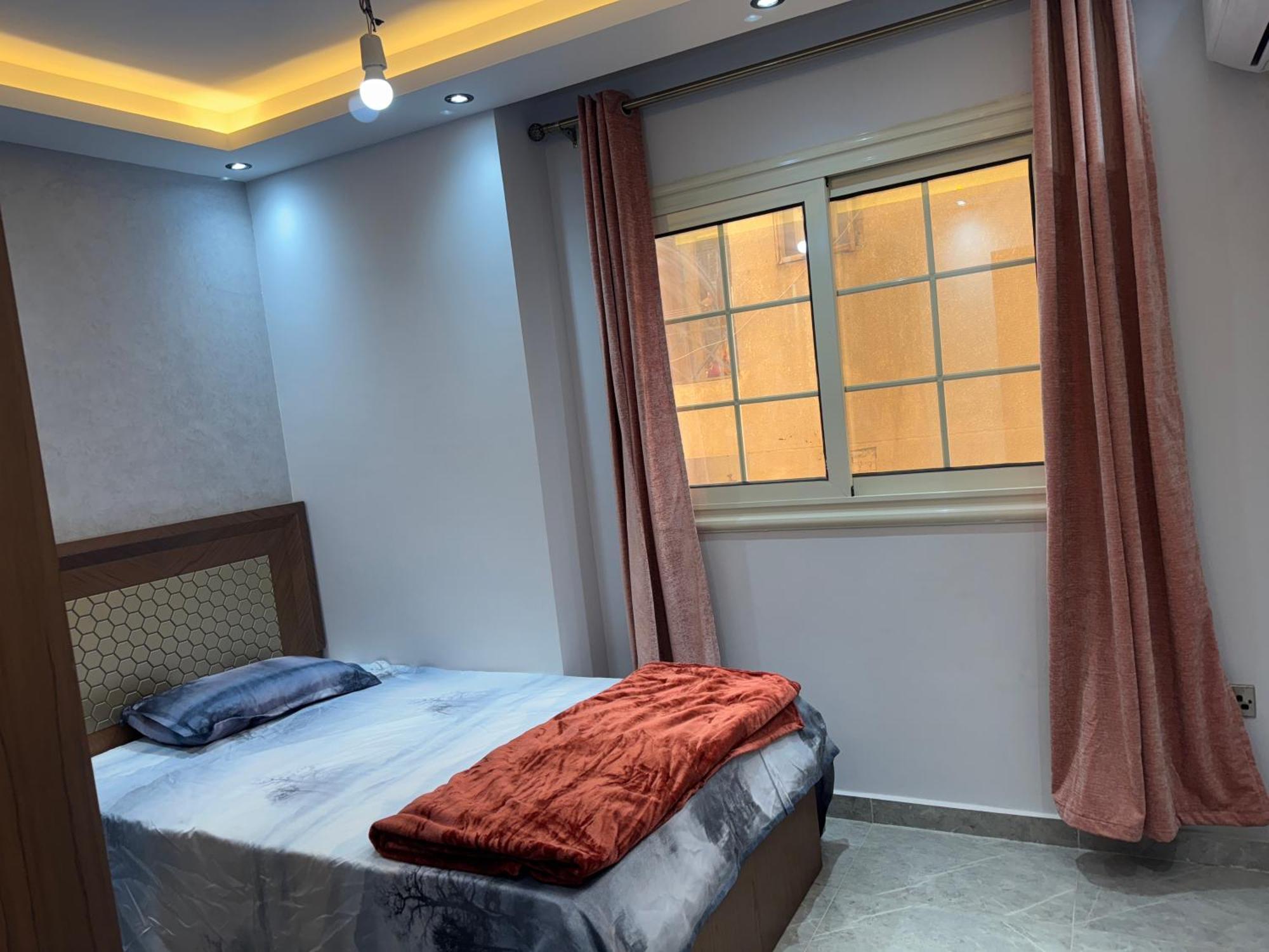 Apartment Cozy Three Bedrooms *